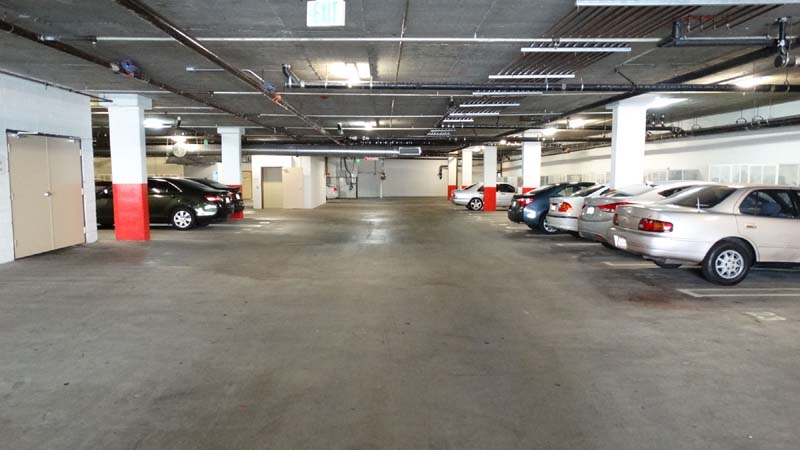 اگر بر سر پارکینگ آپارتمان با همسایهها مشکل دارید، این مطلب را کامل بخوانید! Metro Loma 34 - اگر بر سر پارکینگ آپارتمان با همسایهها مشکل دارید، این مطلب را کامل بخوانید!
