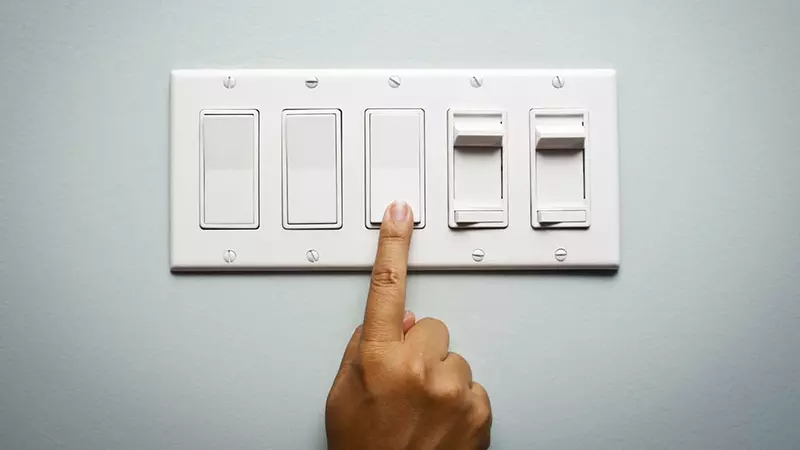 کلید و پریز برق