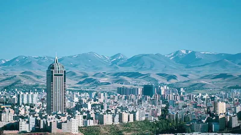 اجاره خانه در تهران و تبریز